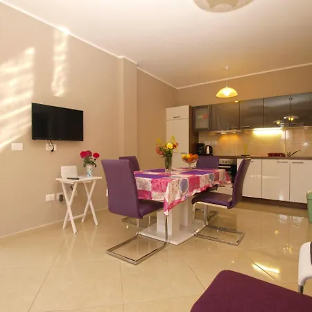 Davorka 1758 Apartman *