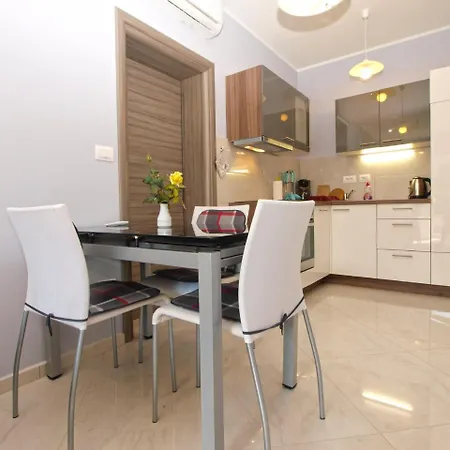 Davorka 1758 Apartment Valtura